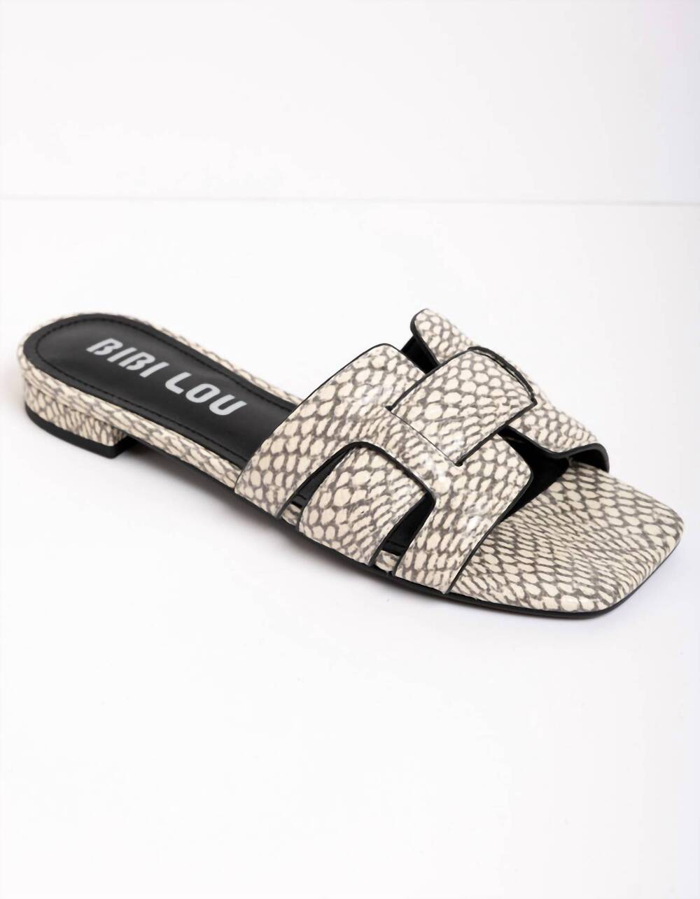 NEW BIBI LOU women's holly flat sandals in natural
